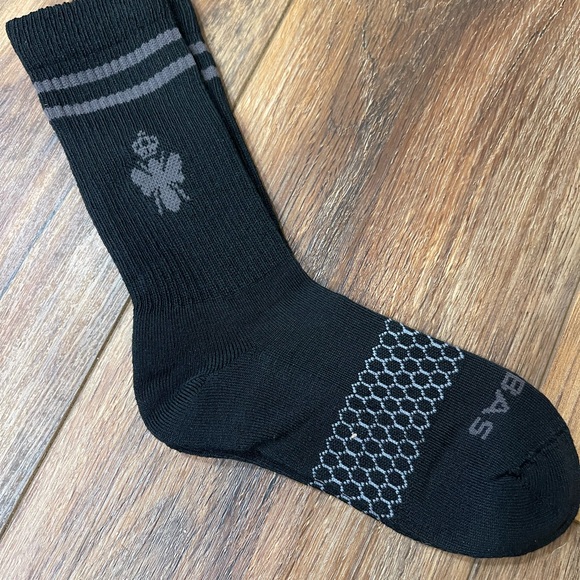 Bombas 4 pack Black Socks size Small - Picture 2 of 2